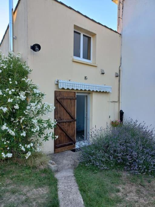 Maisonnette Marine Landeronde Kültér fotó