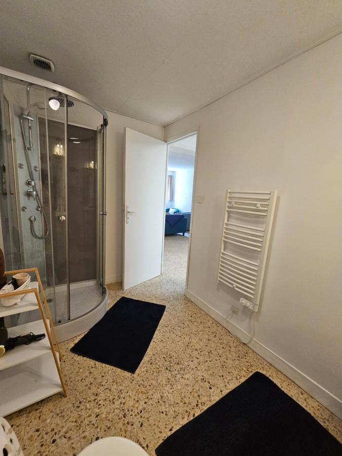 Maisonnette Marine Landeronde Kültér fotó